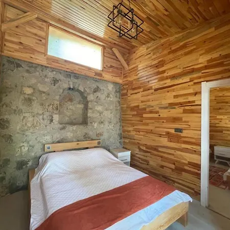 Ece Hani Hotel